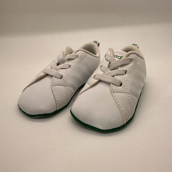 Adidas Baby Size 2k White green pull on sneakers no tie - Picture 1 of 15